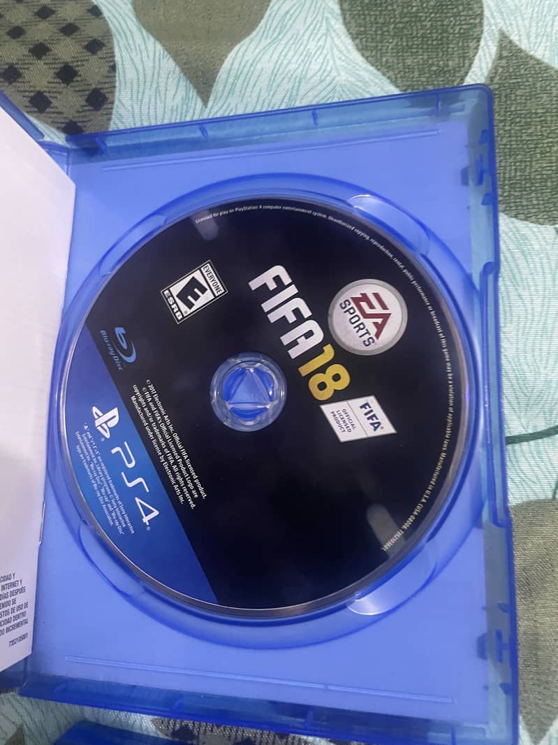 3 PS4 Games + Controller Bundle 2