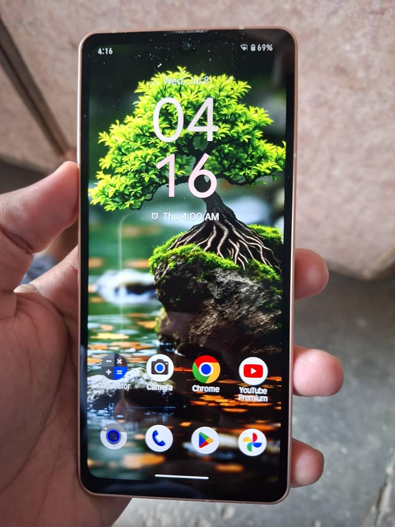 Sharp Aquos Sense 1