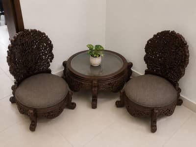 sheesham wood coffee table and Chairs