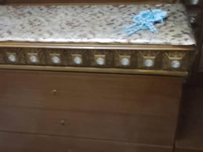 Bed dressing table