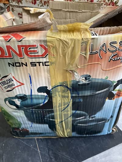 Non Stick 9 piece set for sale