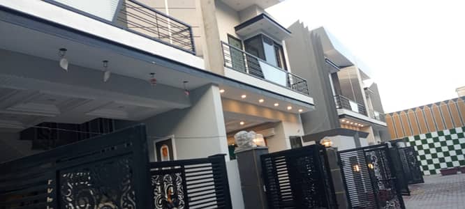 5mrla new double story kothi bosn road for sale