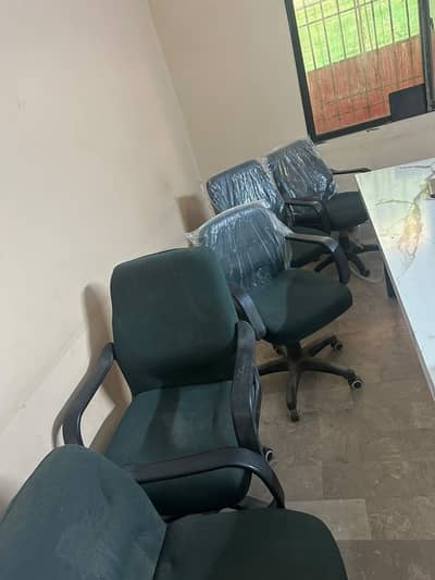 Computer Chairs - Office chairs - Executive chairs - Revolving chairs