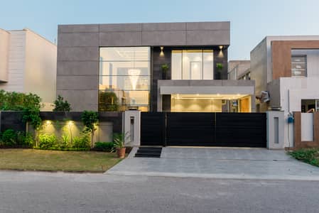 1 Kanal House At Prime Location