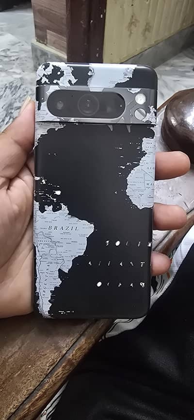 Google Pixel 8 Pro
