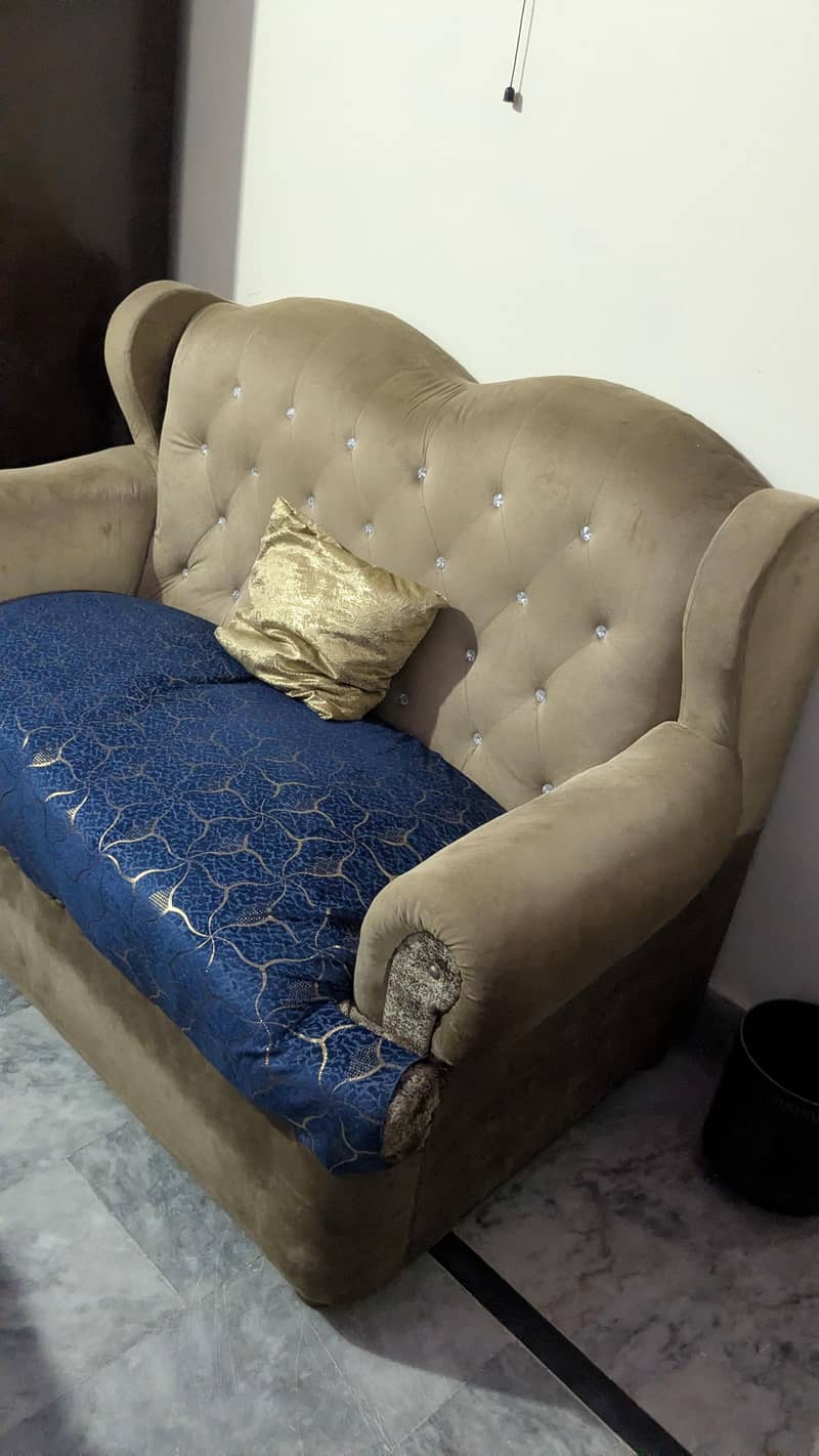 sofa soft comfortable 1