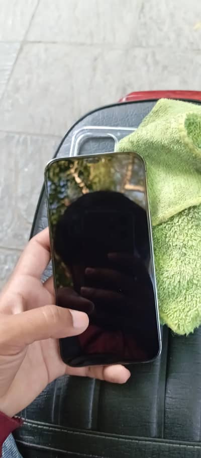 iPhone 12 Pro Max non PTA condition 10 by 10 ha  bypass ha