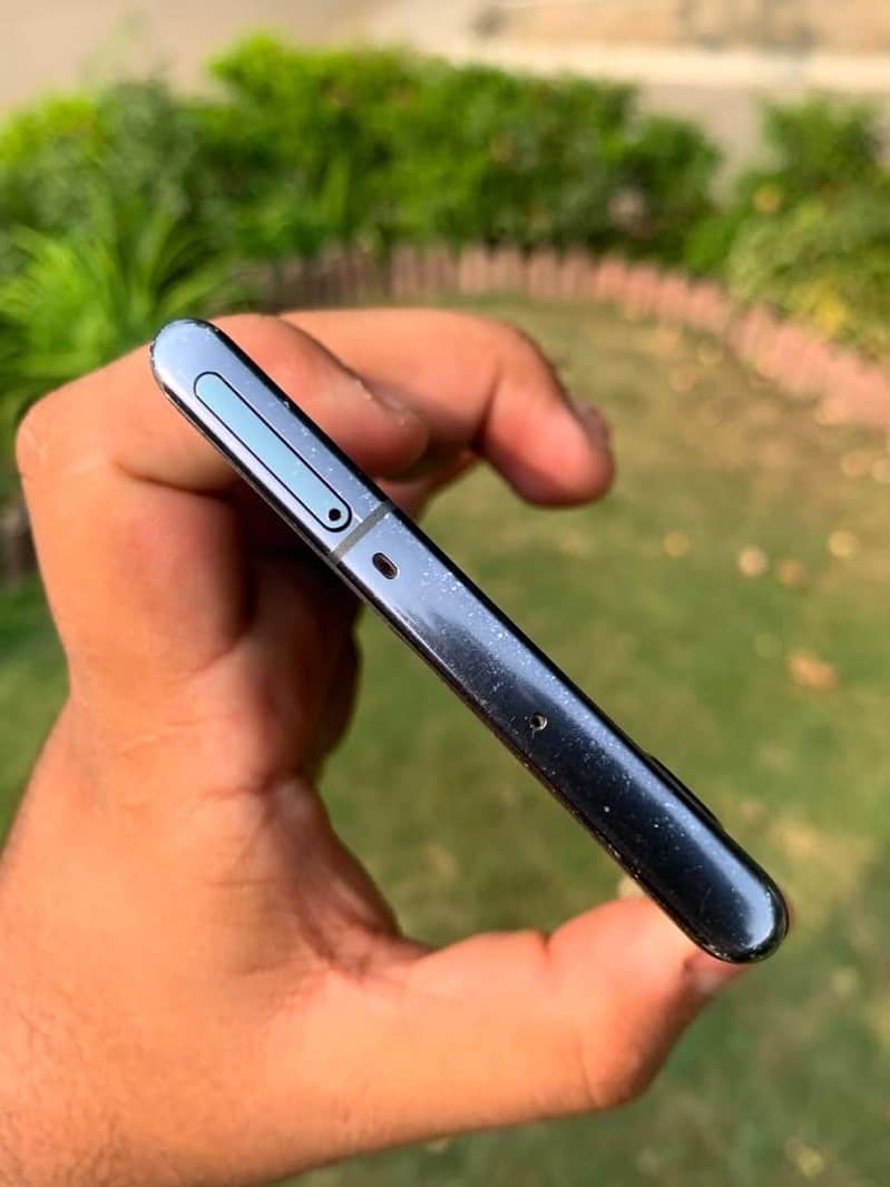 Samsung Mobile Note 10 Plus 6