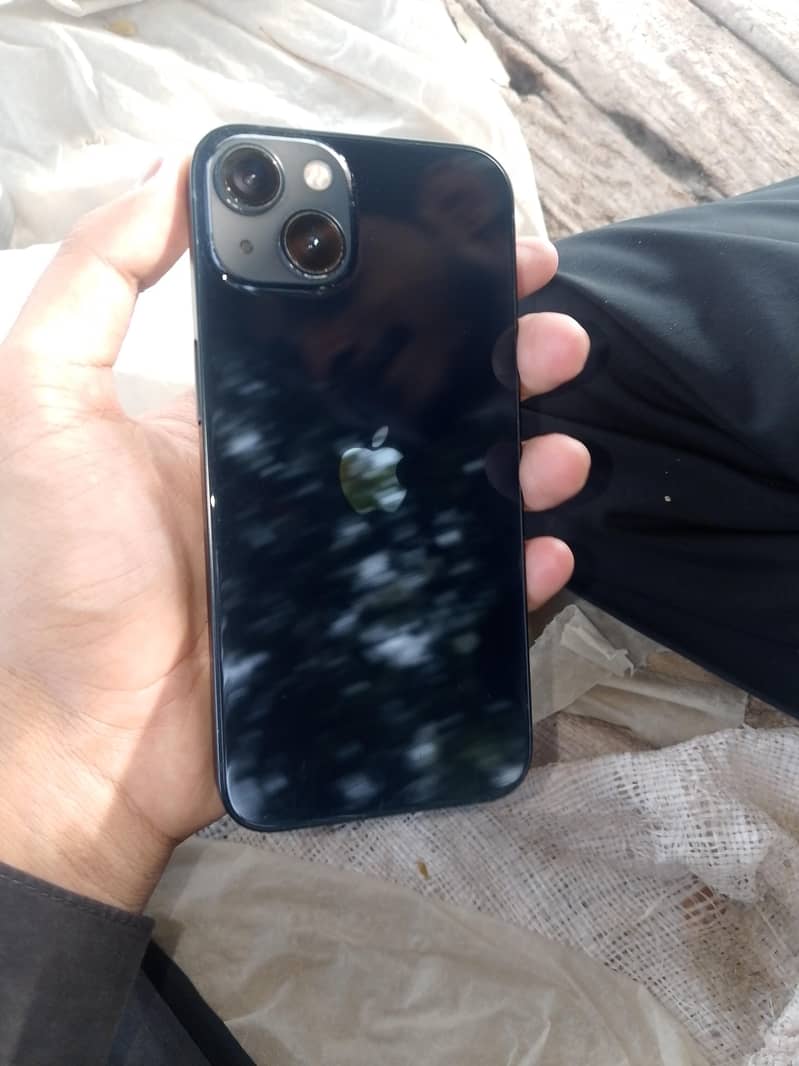 Apple iPhone 13 3
