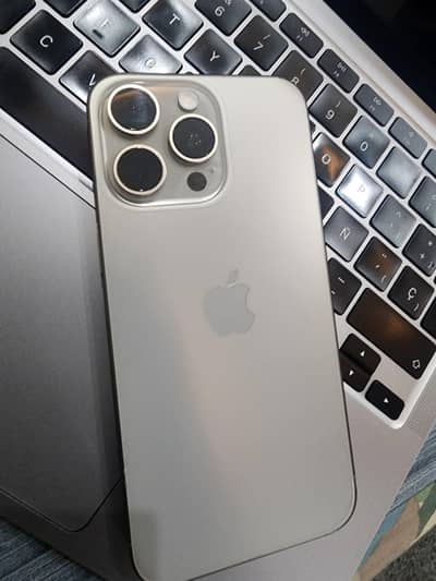 Apple iPhone 15 Pro Max PTA approved