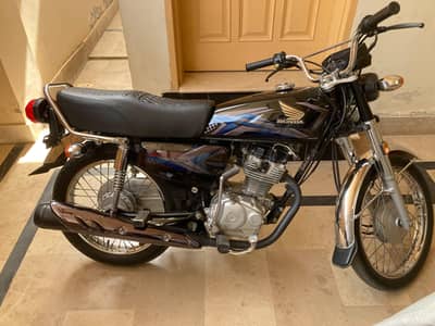 Honda 125 brand new bike hy ak rupy ka kam ni hy bike ma 25 model lush