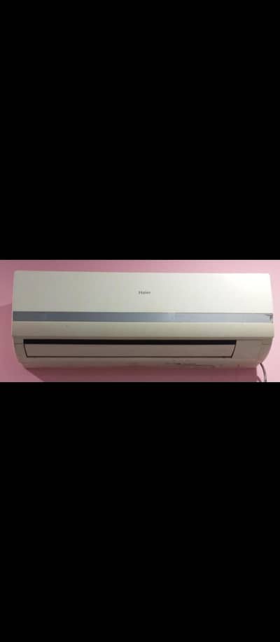 I am selling  AC haier company 1 ton