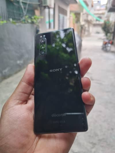 Sony Xperia 5