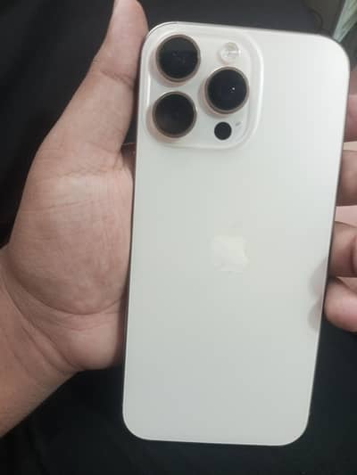 Apple iPhone 16 Pro Max