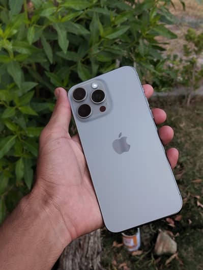 Apple iPhone 15 Pro Max