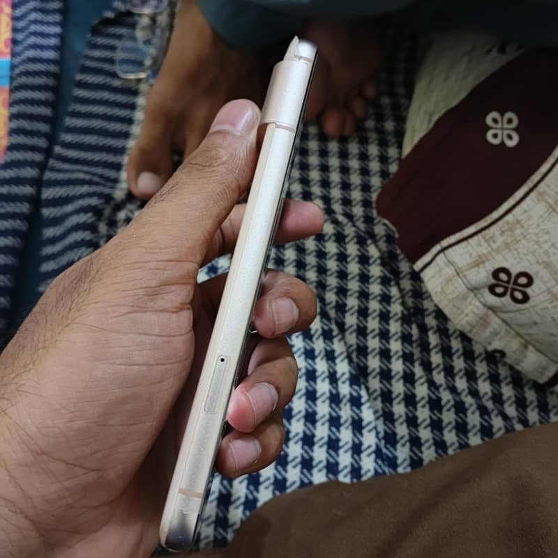 google pixel 8 plus 2