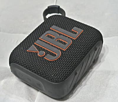 JBl go4 one month use only 10000