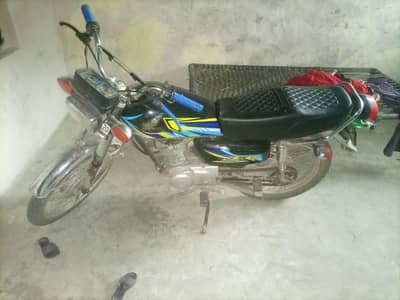 Honda cg125 black color