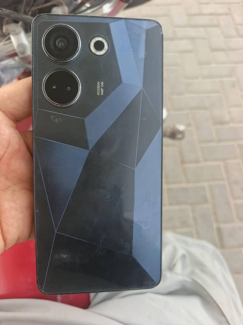 Tecno CAMON 20 Pro 1