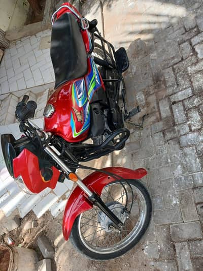 One hand use fully maintain karak bike