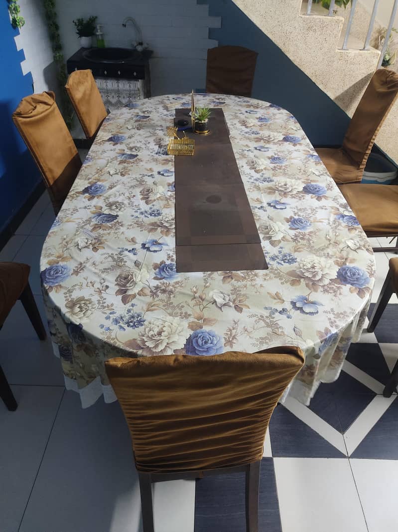 Dining Table (8 Seaters) 1