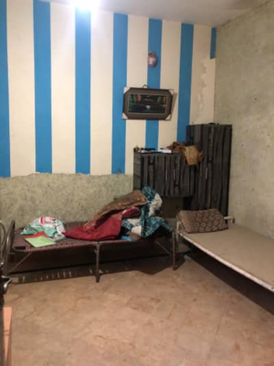 1 room washroom available for rent in khanna pull sanam chok islamabad