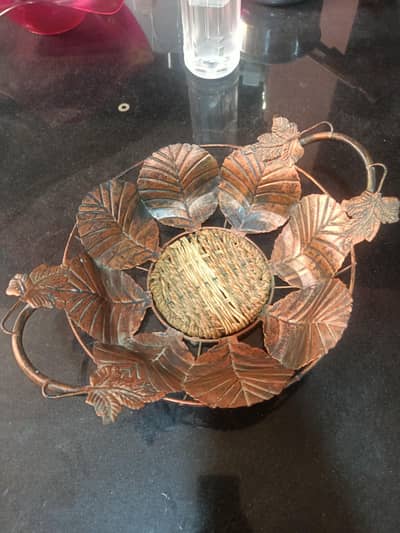Decorative Metal Leaf Fruit Basket / Serving Basket – Good Condition