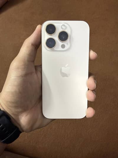 Apple iPhone 16 Pro