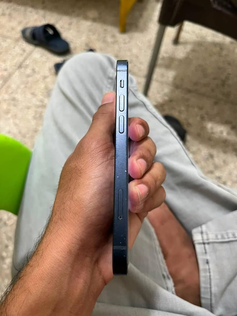 Apple iPhone 12 mini 5