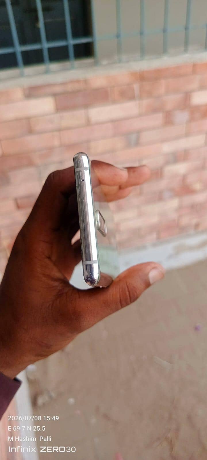 One Plus 8 5