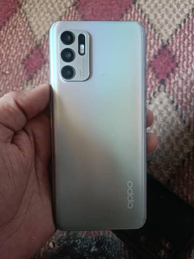 OPPO Reno 6