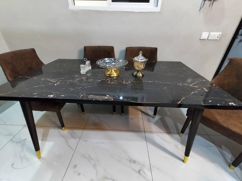 6 seaters dining table set 2