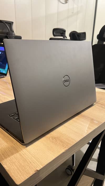 Dell Precision 5540 i7/9th Gen