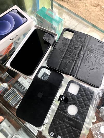 Apple iPhone 12
