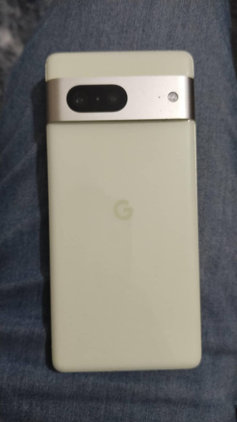 Google Pixel 7 3