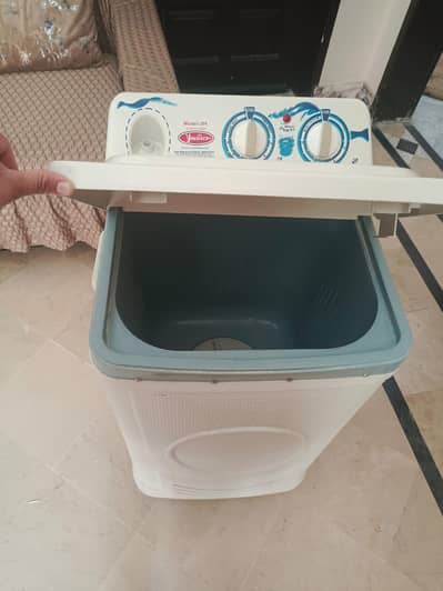 Younisco Twin Tub Washing Machine – Excellent Condition