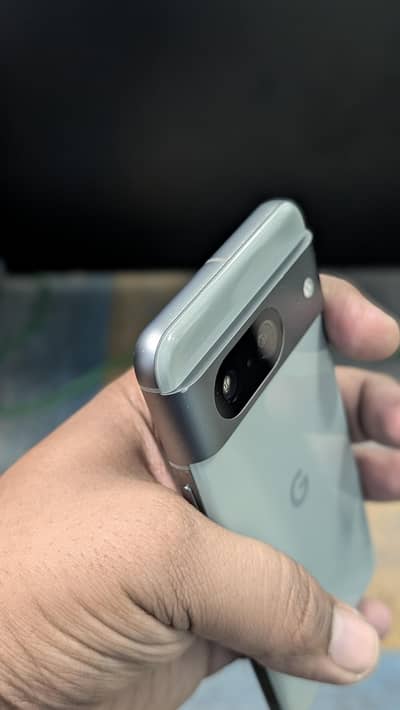 Google Pixel 8 Urgent Sale