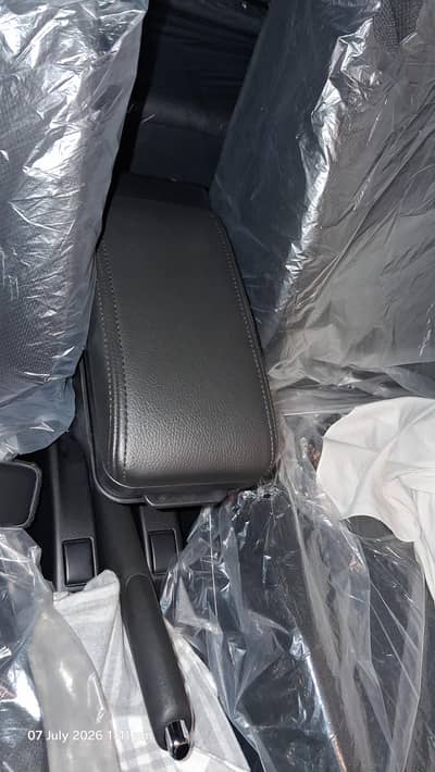 SUZUKI SWIFT 2026 ARM REST