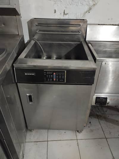 genesis fryer 30 litter automatic we have rannai all models