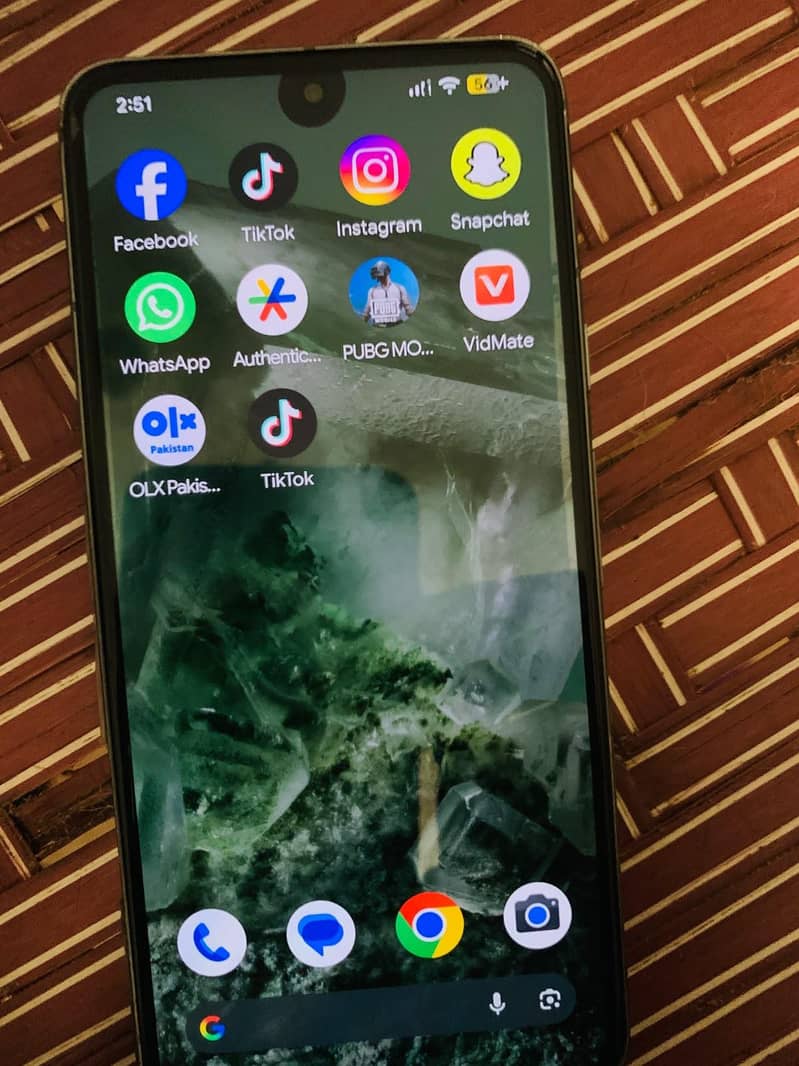 Google Pixel 8 2