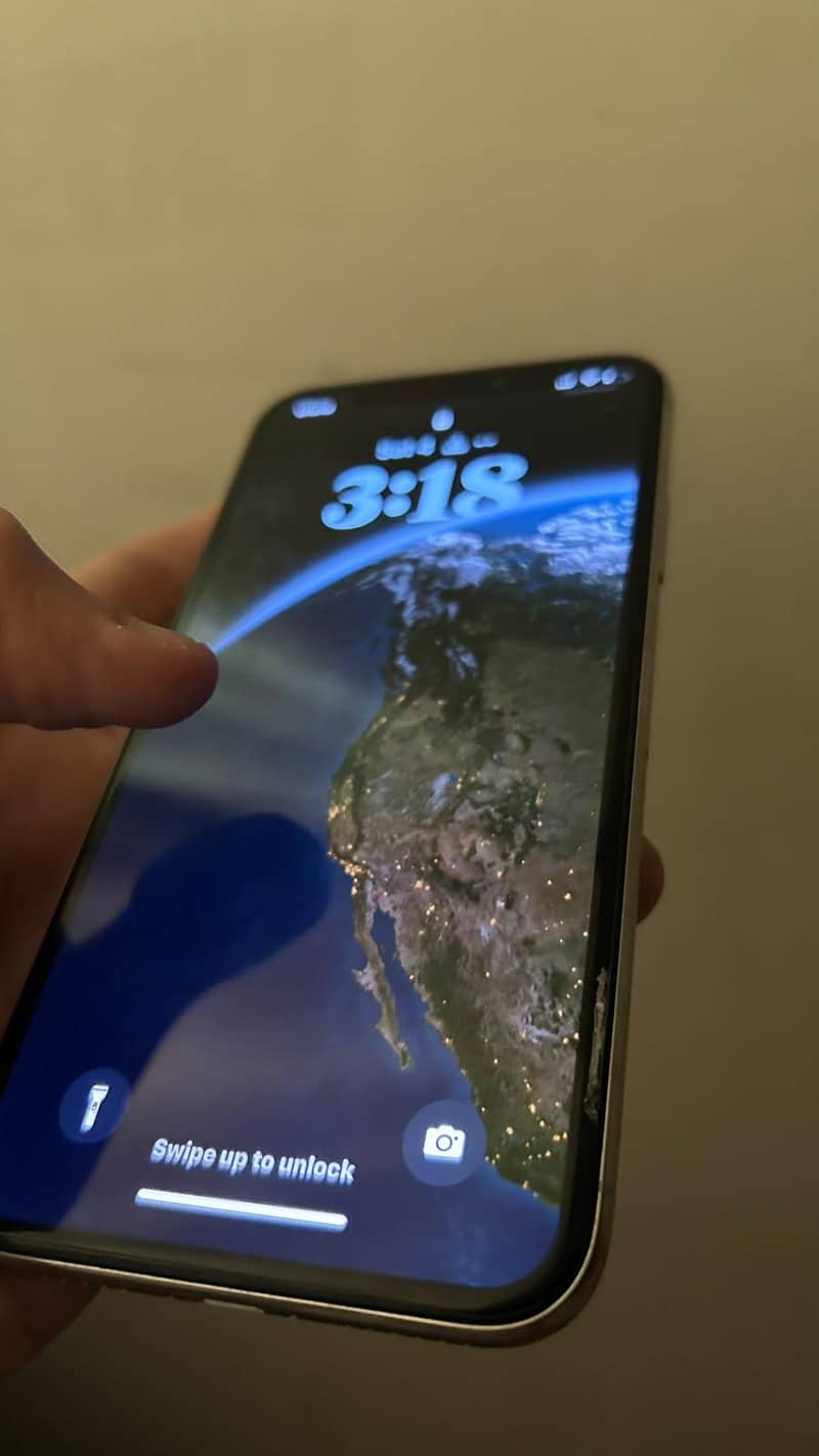 Apple iPhone X 5