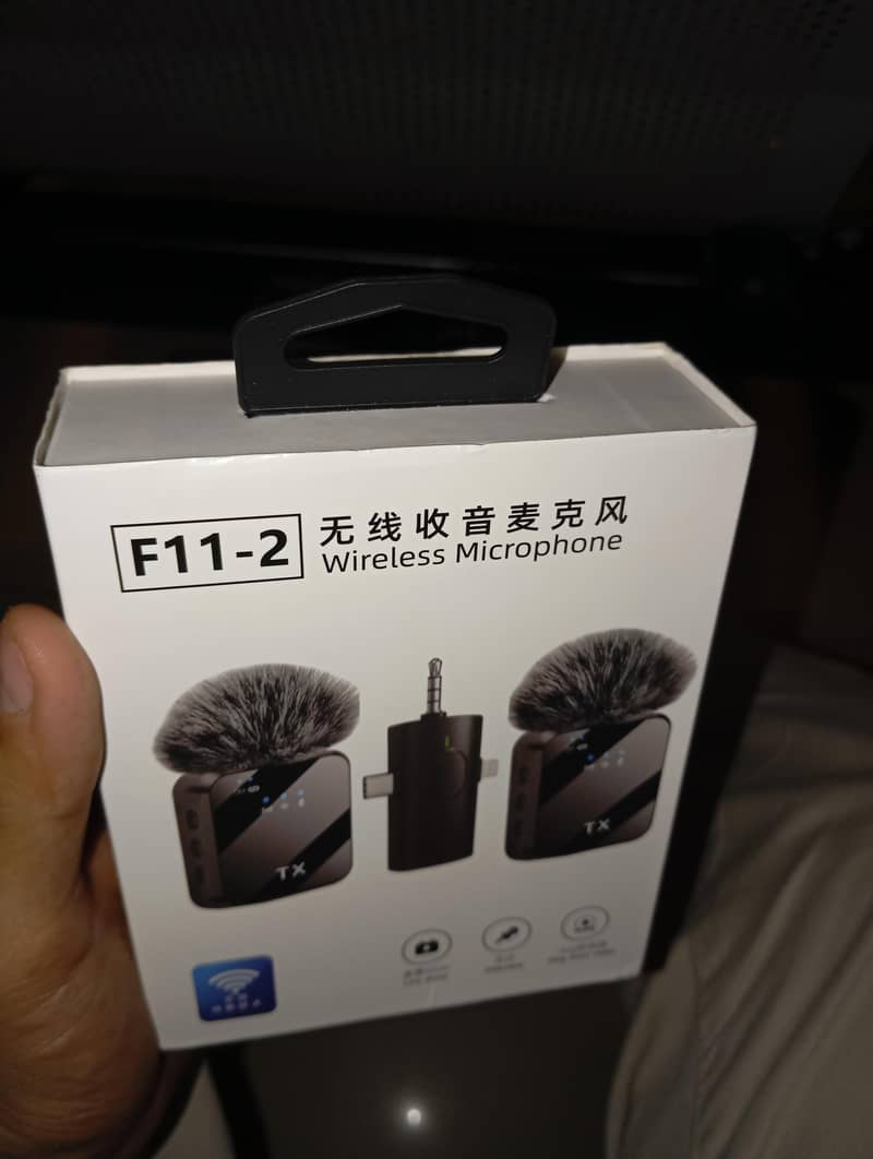 F11-2 wireless Microphone 5