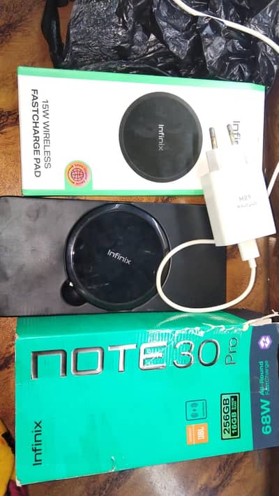 Infinix Note 30 Pro