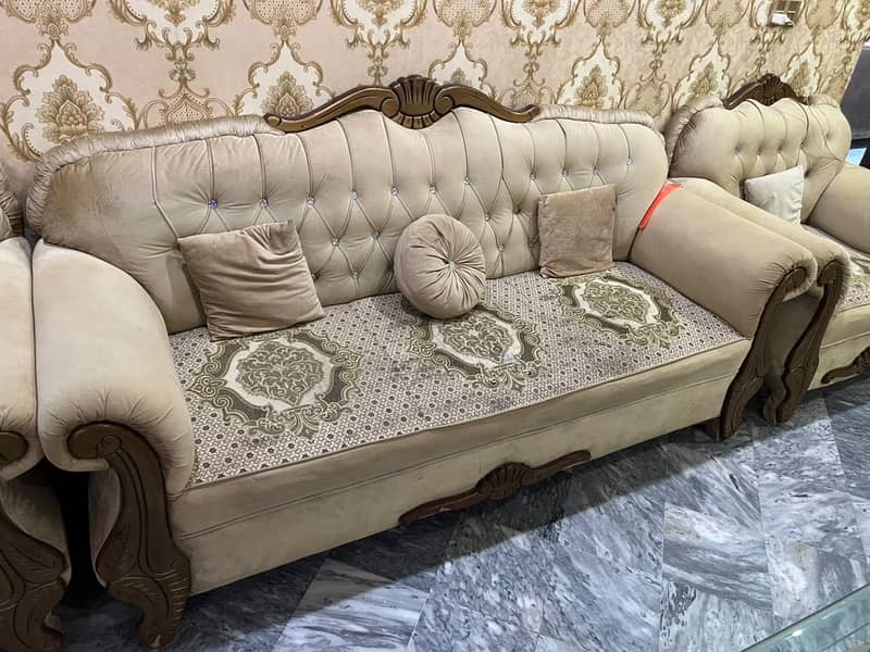 Sofa set 0