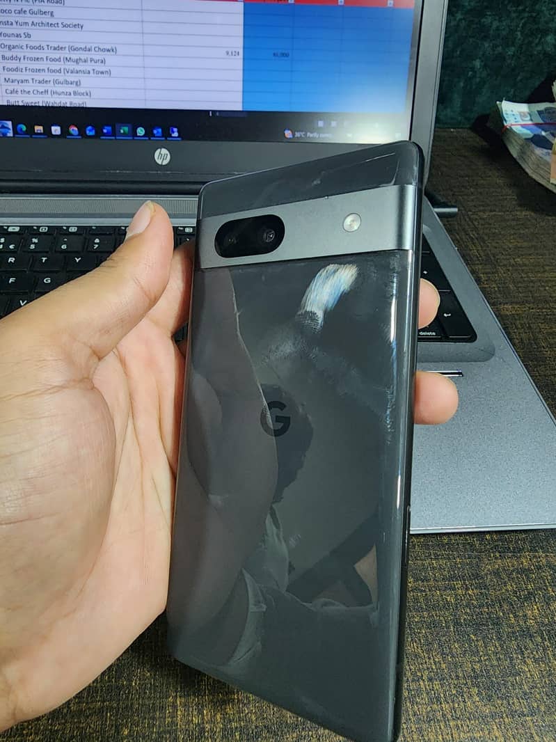 Google Pixel 7a 5