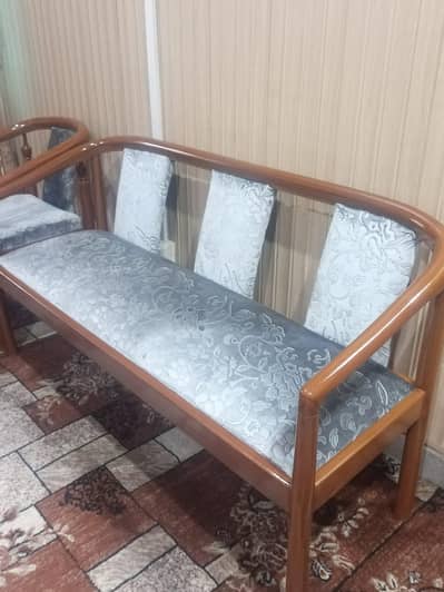 5 seater sofa just like new.