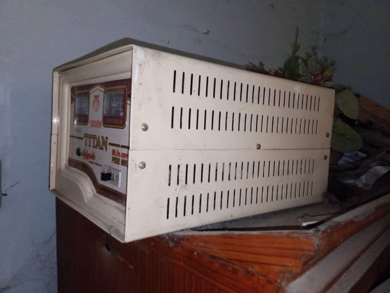 Titan Automatic Voltage Stabilizer 1