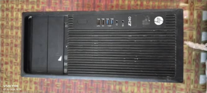 HP Z240