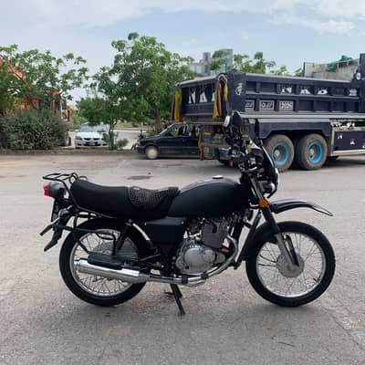 Suzuki gs 150 2025