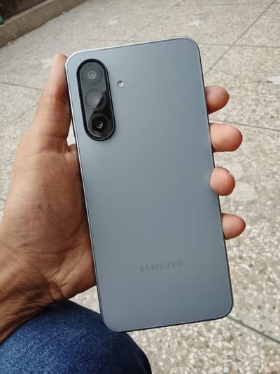 Samsung Mobile A17